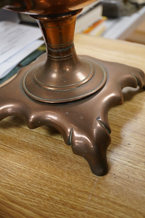 An early 20th century copper tea urn, 45cm. Condition- fair to good